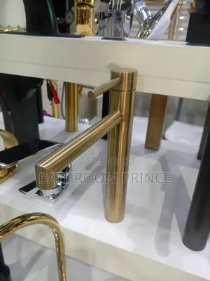 Long Head Gold Countertop Basin Mixer Tap