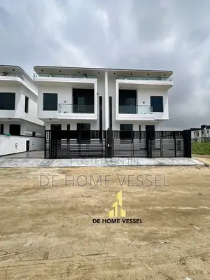 4bdrm Duplex in Ajah for sale