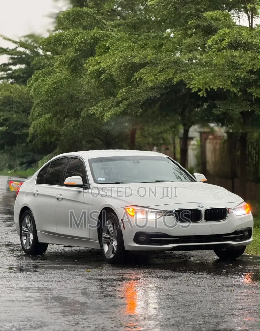 BMW 330i 2018 White