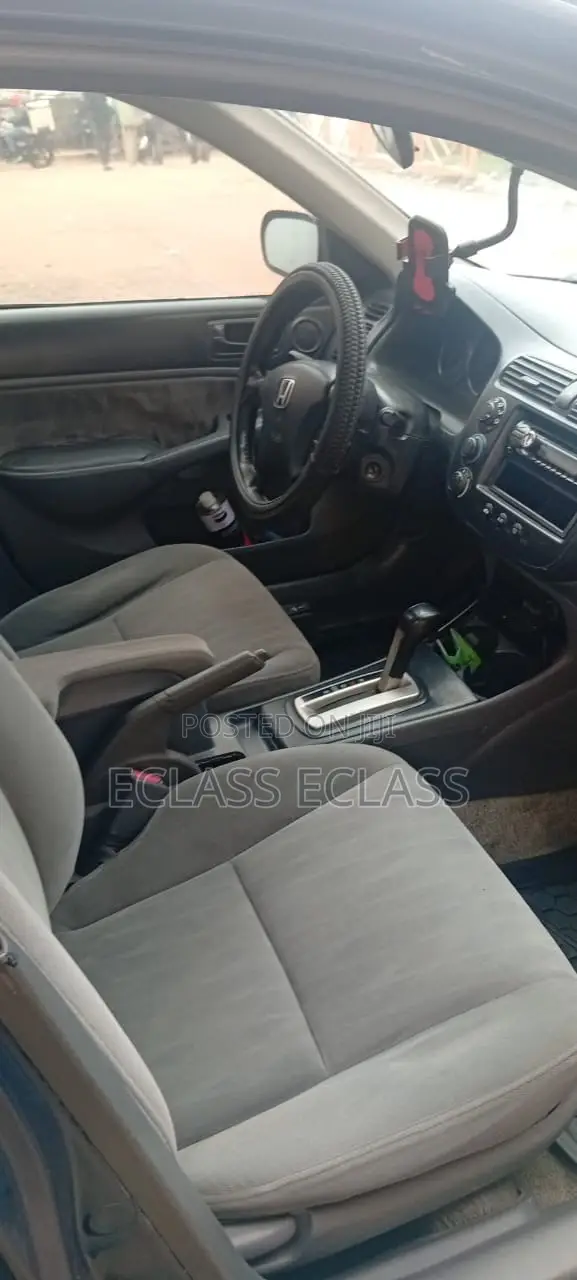 Honda Civic 2005 Blue