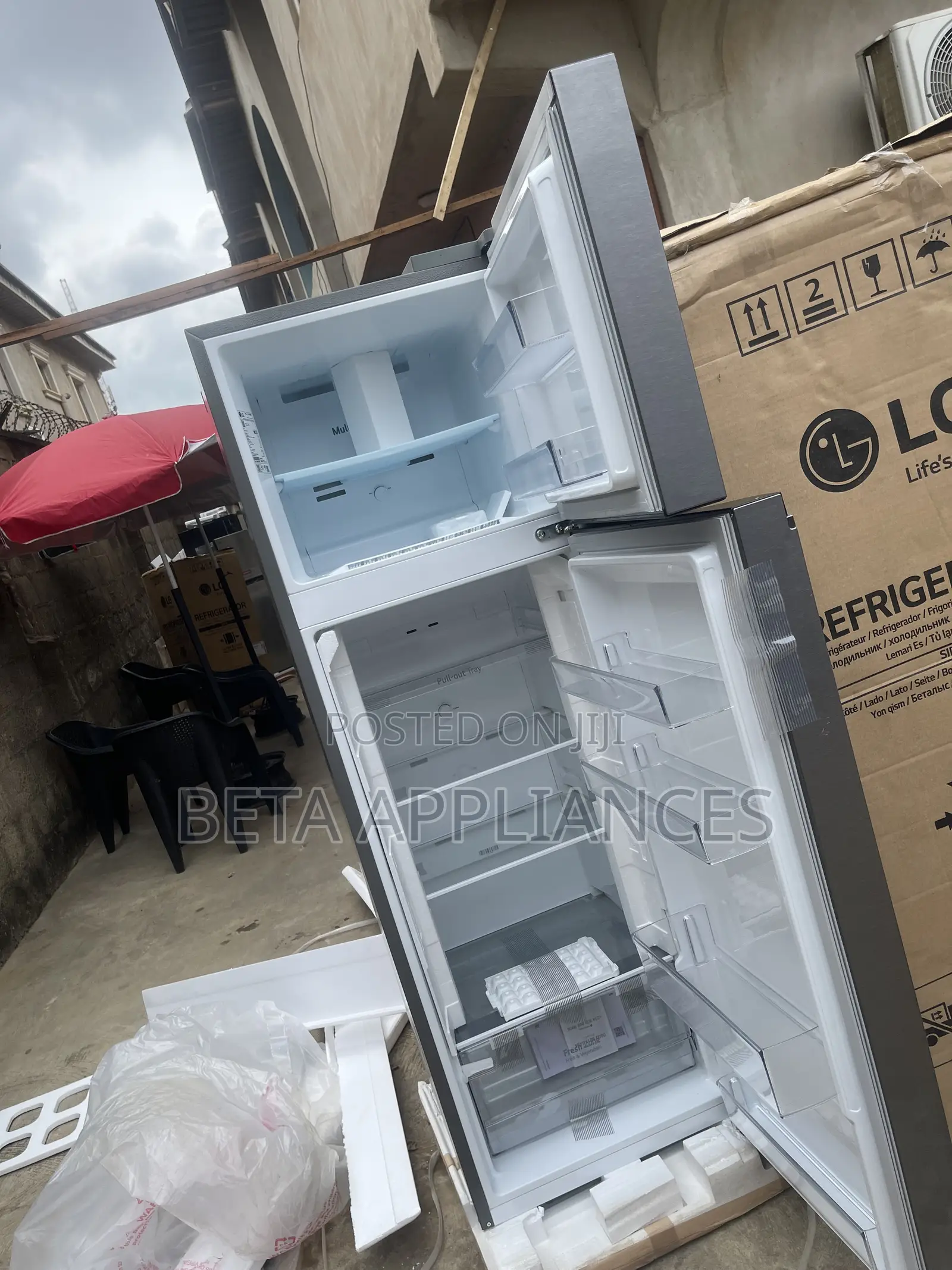LG 287L Kitchen Essential Refrigerator