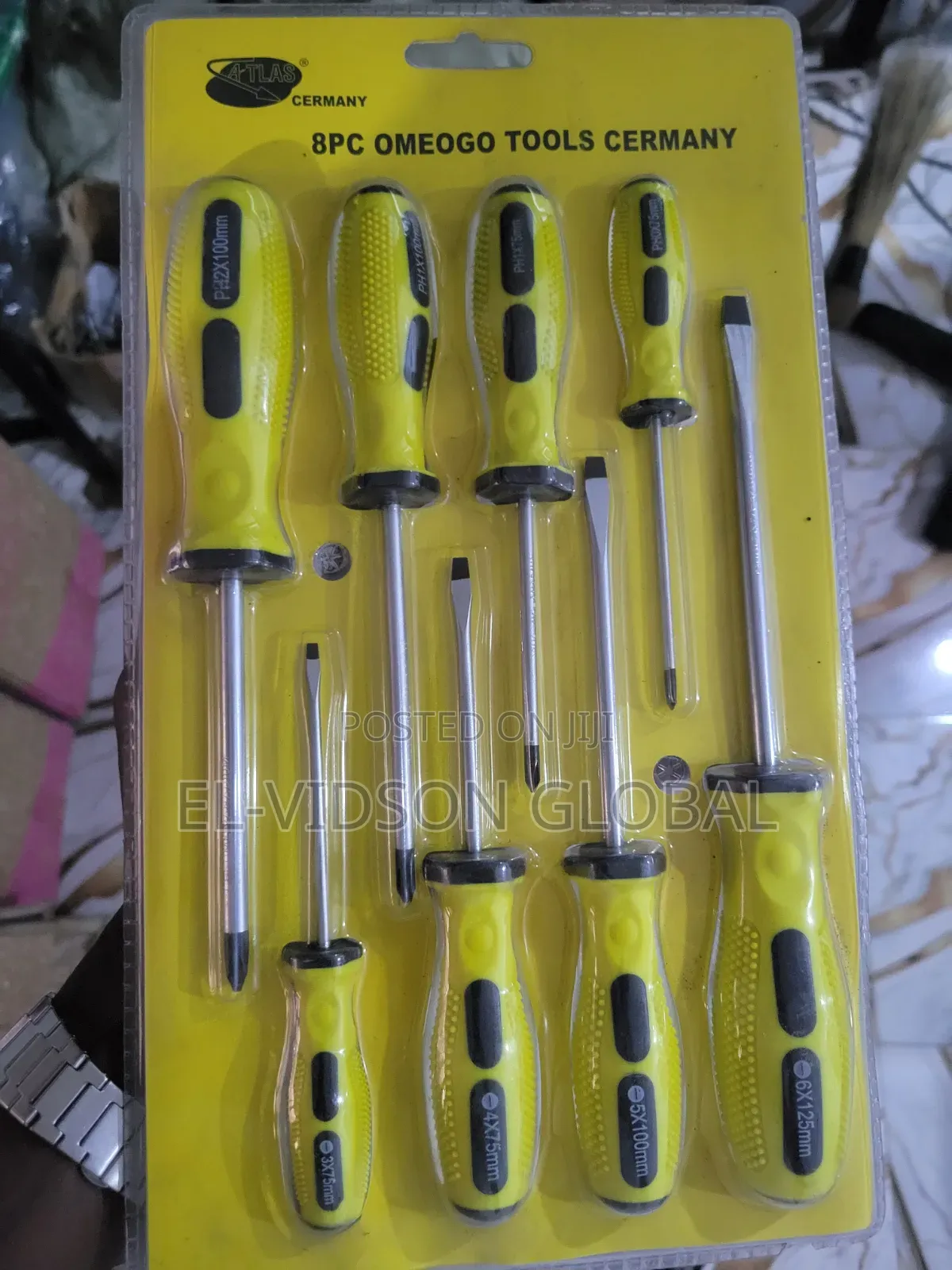 Set of Mechanical Screwdriver