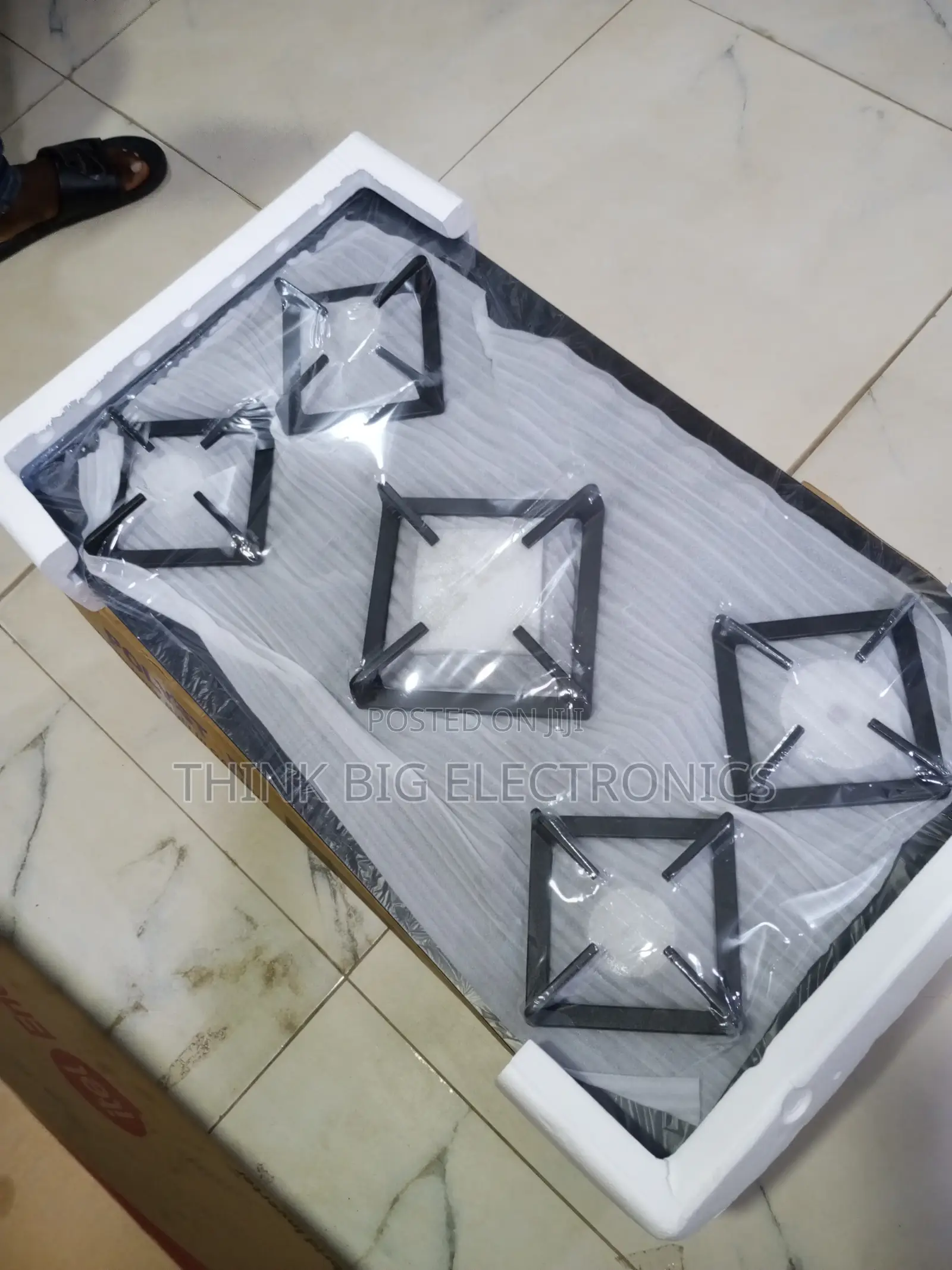 Polystar Five-Burner Gas Hob for Versatile Cooking Needs