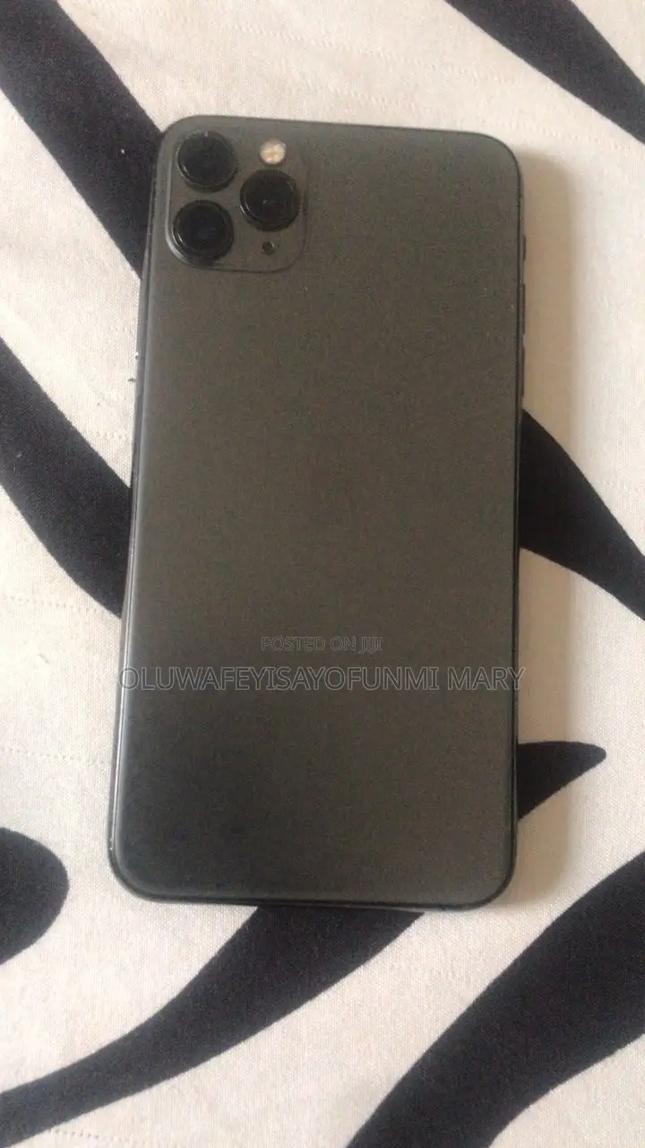 Apple iPhone 11 Pro Max 64 GB Black