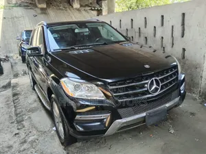 Mercedes-Benz M Class ML350 4dr SUV (3.5L 6cyl 7A) 2015 Black