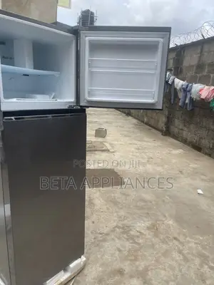 LG 287L Refrigerator for Food and Drinks