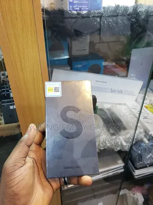 New Samsung Galaxy S22+ 5G 256 GB Green