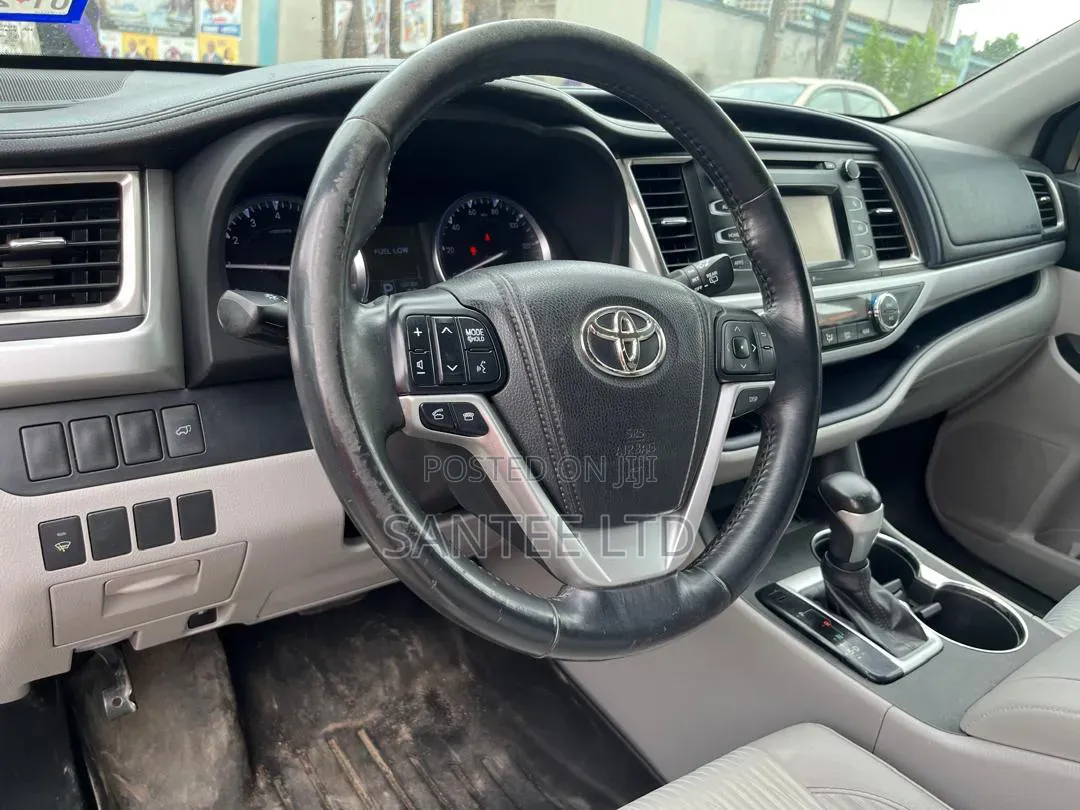 Toyota RAV4 2014 White