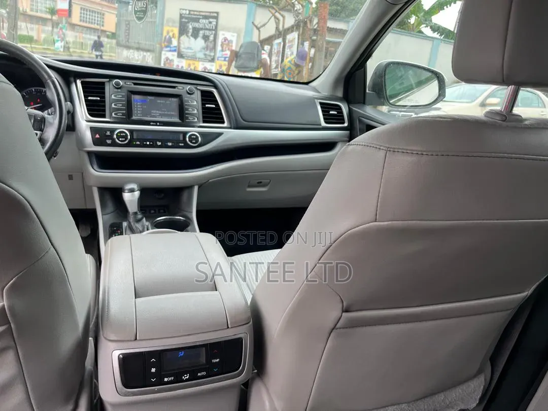 Toyota RAV4 2014 White