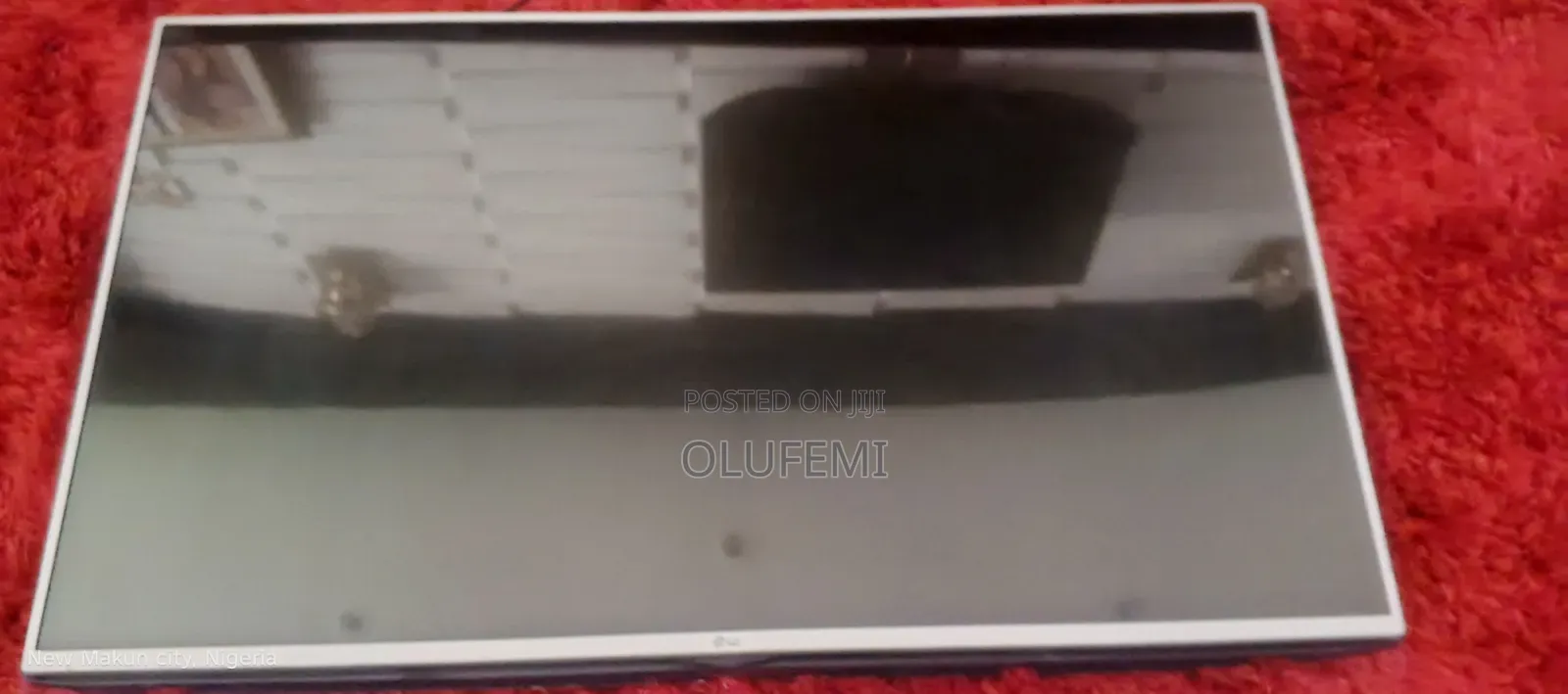 LG TV 49"uhd Flat Screen