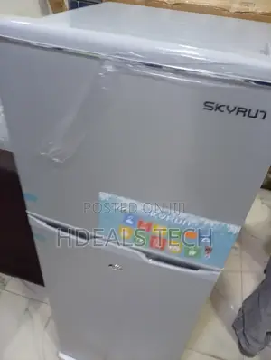 BCD 138HC Affordable-Style Appliance With Modern Freezing