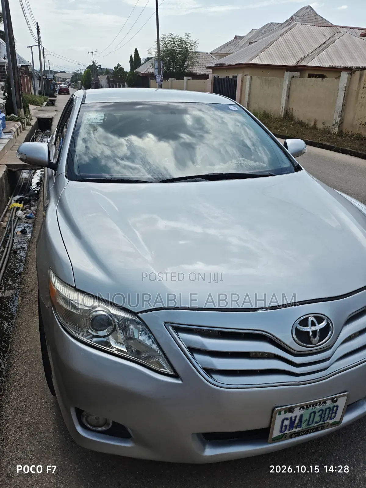 Toyota Camry 2010 Silver