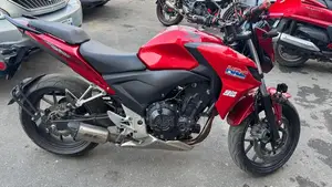 Honda CB 2014 Red
