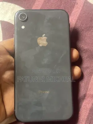 Apple iPhone XR 64 GB Black