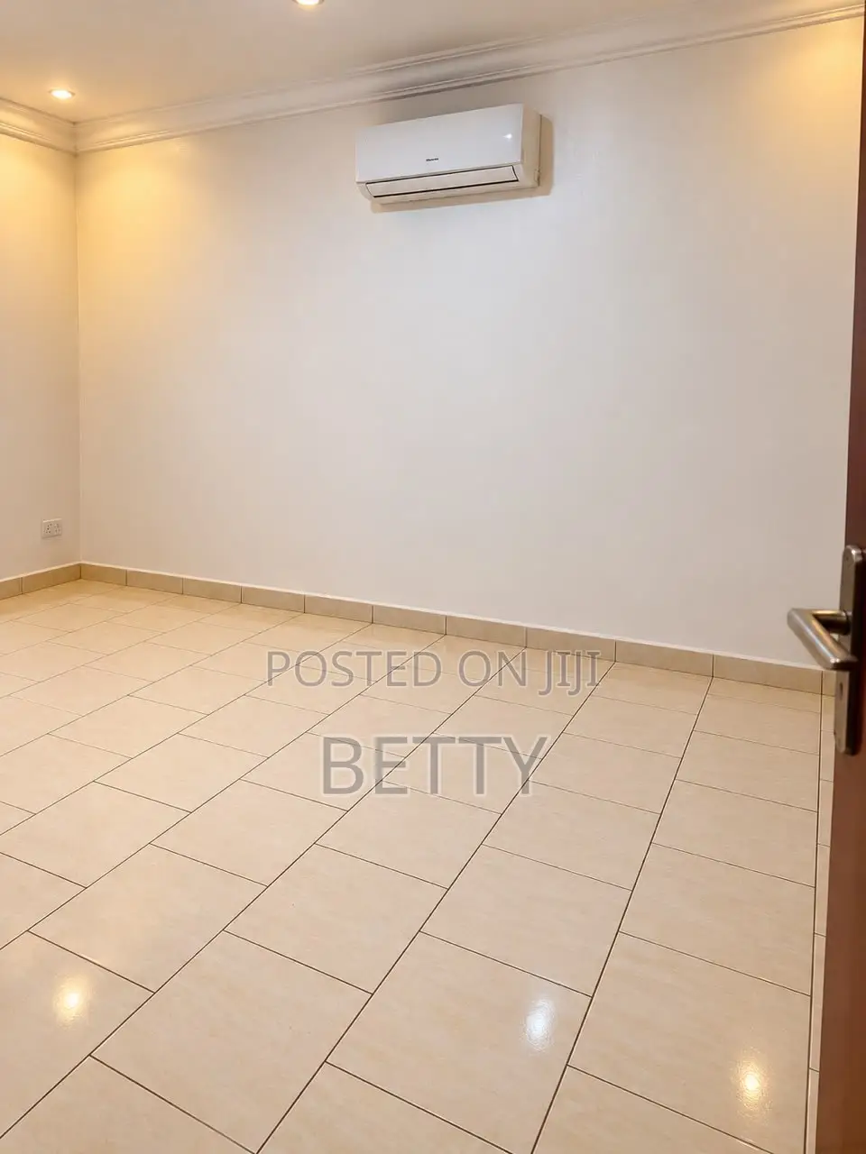 1bdrm Shared Apartment in Chevron for rent