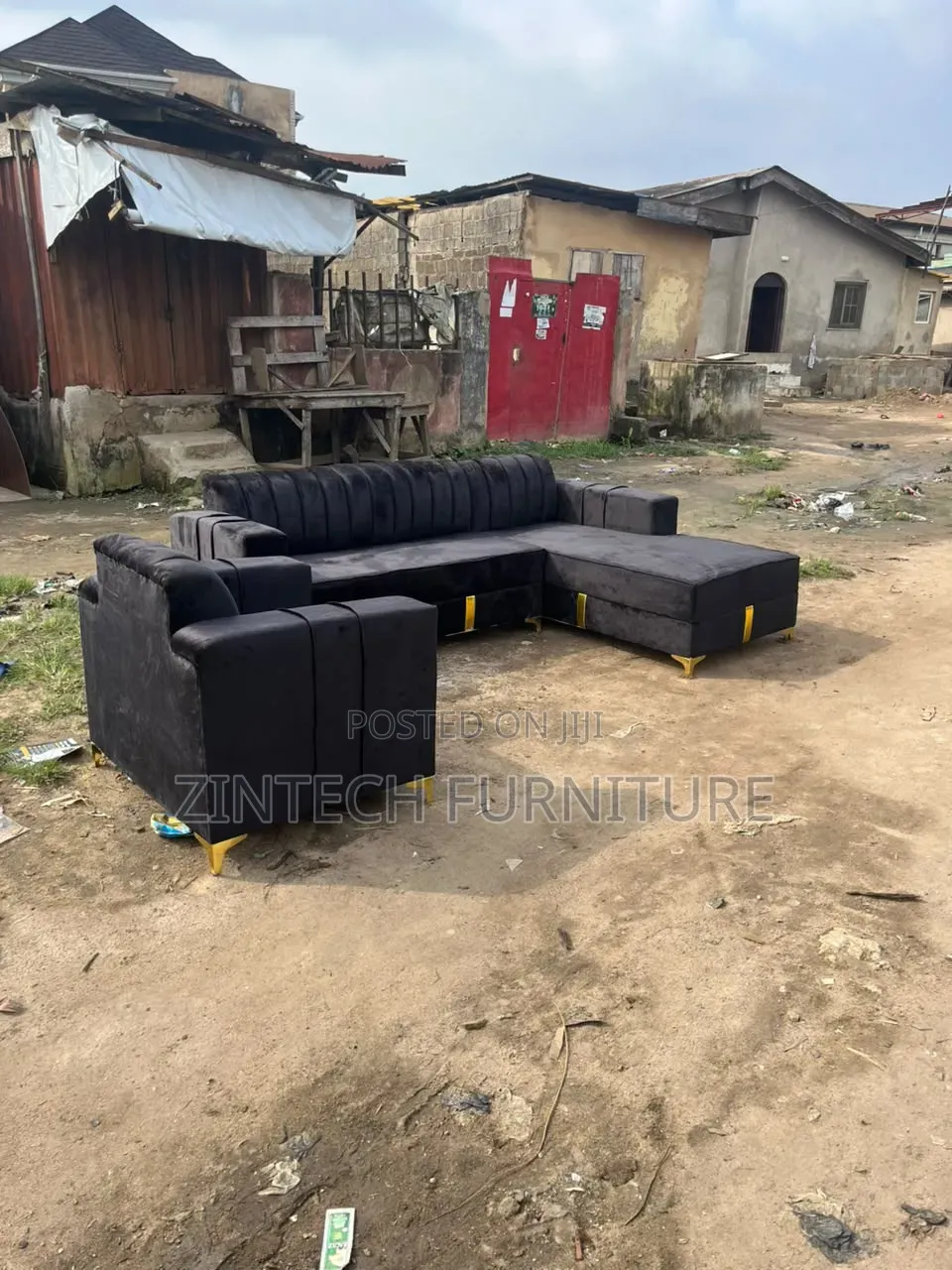 Black Colour Complete Set Sofas