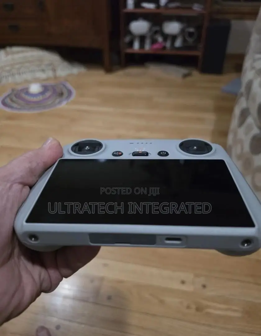 Dji Mini 3 Pro + Dji Rc Controller + 3 Batteries