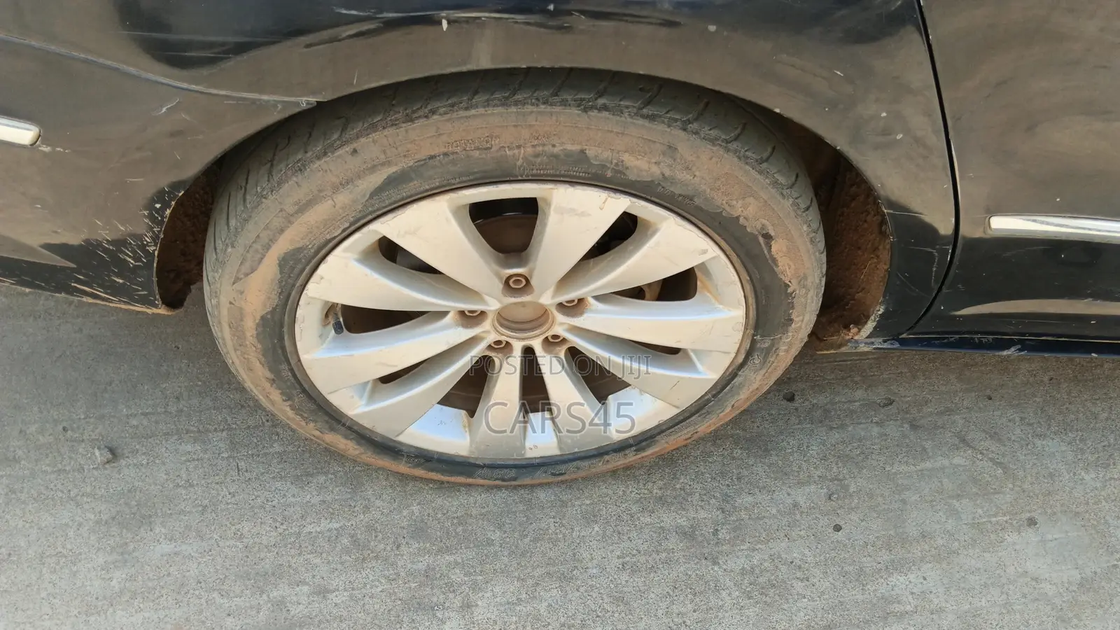 Volkswagen Passat 2011 Black