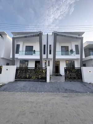 4bdrm Duplex in Off Lekki-Epe Expressway for sale