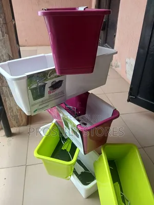 Self Watering Flower Pot