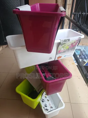 Self Watering Flower Pot