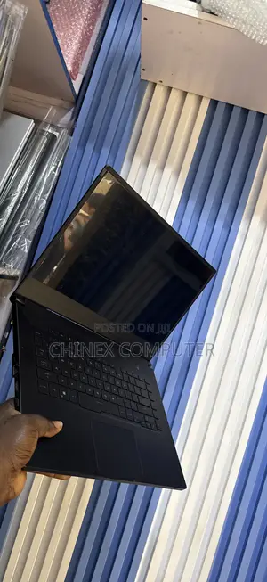Laptop Asus ROG Zephyrus G16 16GB Intel Core i9 SSD 512GB