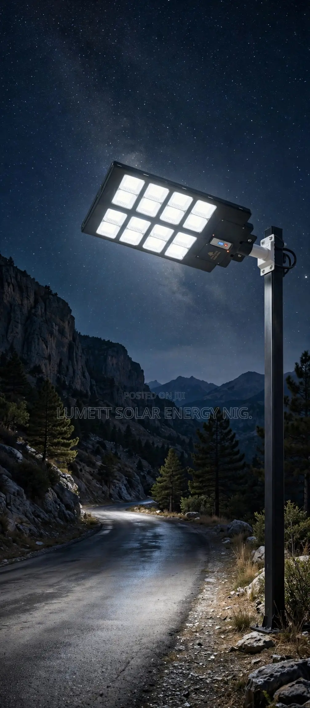 Suntrik 3500W 6500K Solar LED Light for Parking Lots