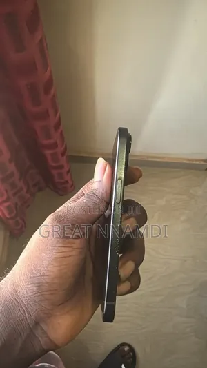 Apple iPhone 15 256 GB Black
