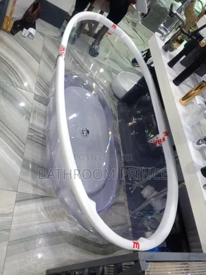 Glass Freestand Bathtub