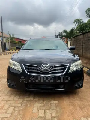 Toyota Camry LE 4dr Sedan (2.5L 4cyl 6A) 2011 Black