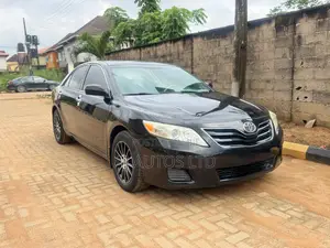 Toyota Camry LE 4dr Sedan (2.5L 4cyl 6A) 2011 Black