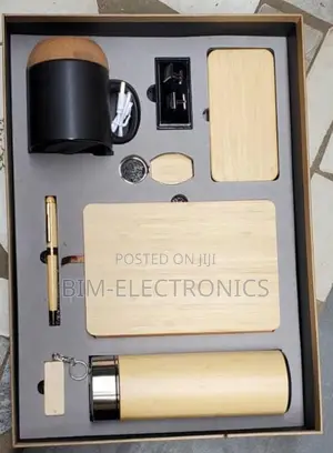 7 in 1 Corporate Gift Set.