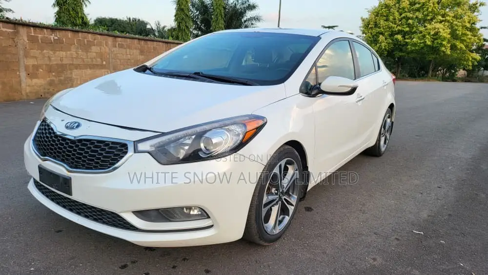 Kia Forte EX Sedan 2015 White