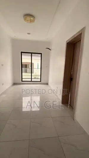 5bdrm Duplex in Idaho, Agungi for rent