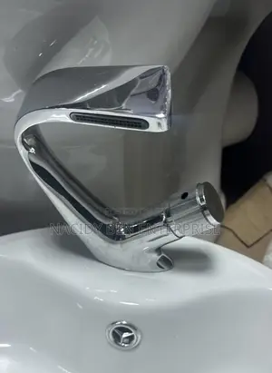 Basin Mixer (Fountain)