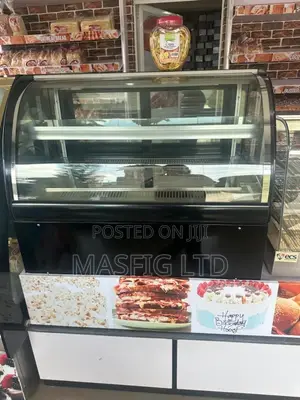 Tabletop Cake Chiller