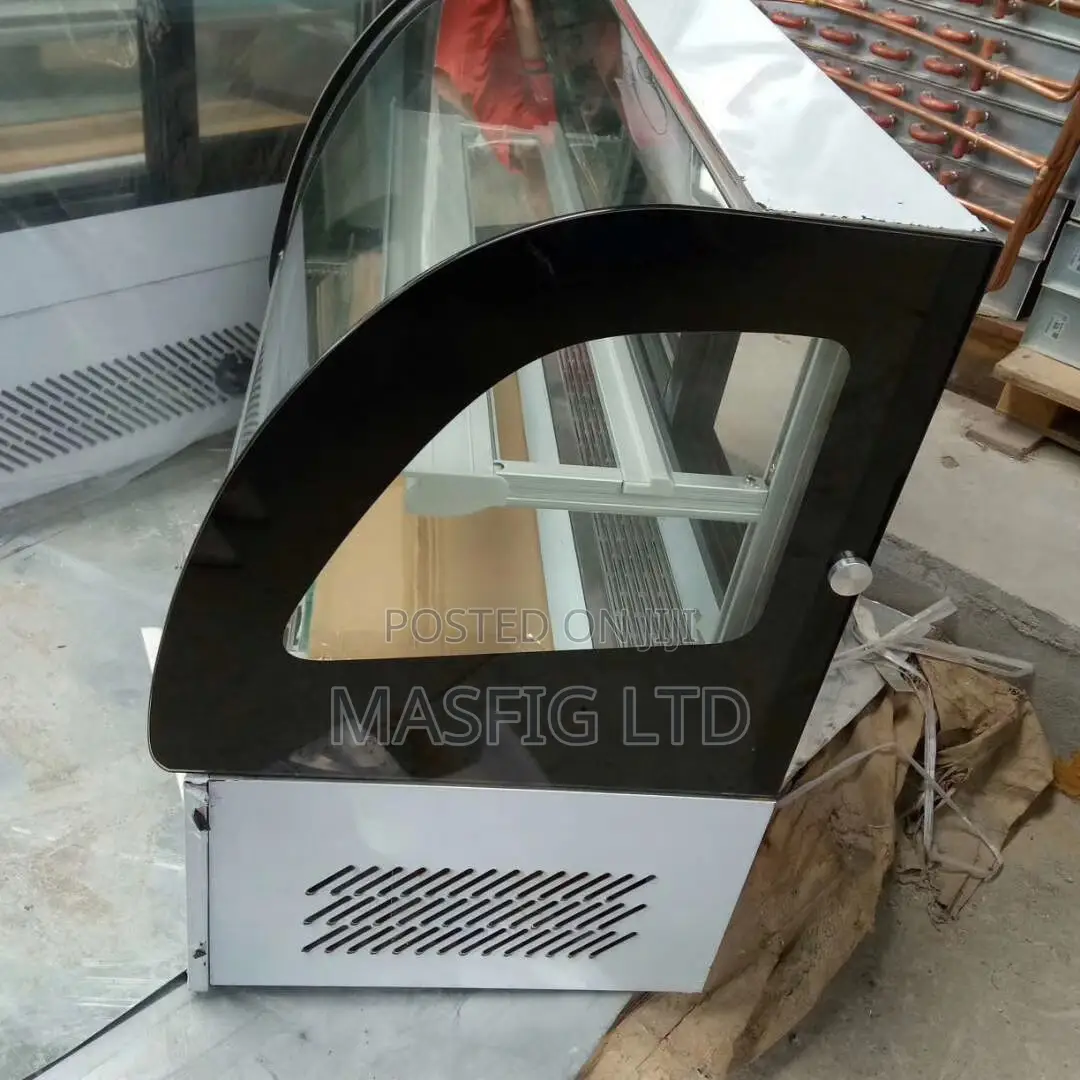 Tabletop Cake Chiller