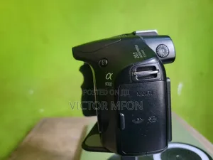 Sony A3000