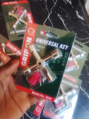 4 Ways Grip-on Universal Cross Key