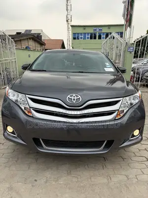 Toyota Venza XLE AWD 2013 Gray