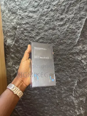 New Samsung Galaxy S21 5G 256 GB Black