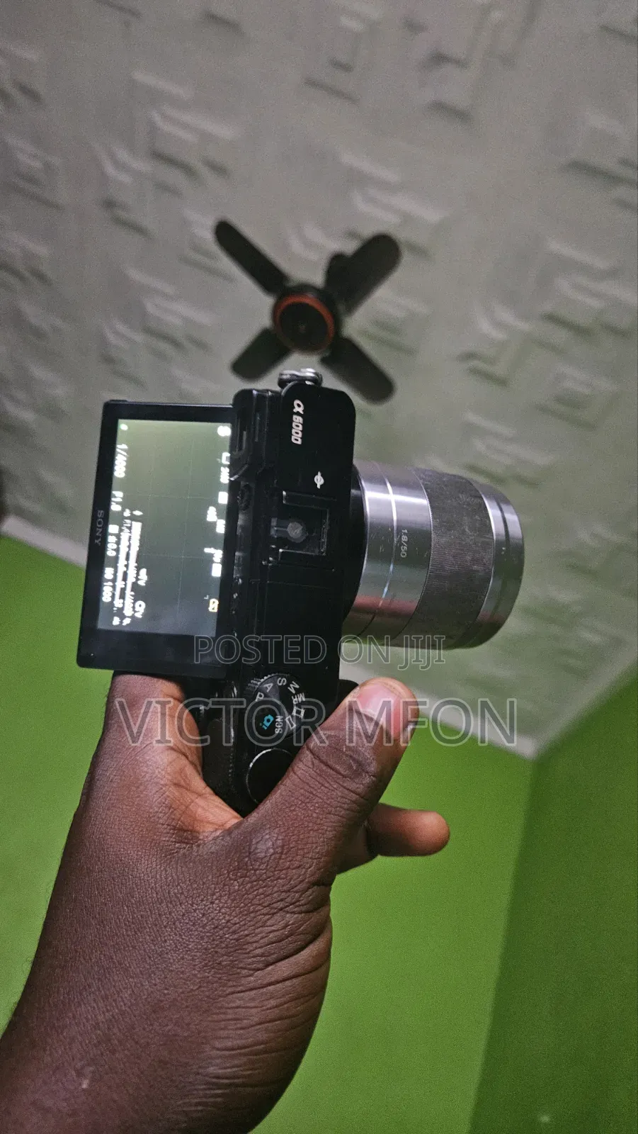 Sony A6000