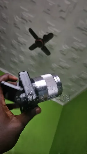 Sony A6000