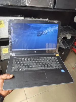 Laptop HP 14S 4GB Intel Core M SSD 256GB