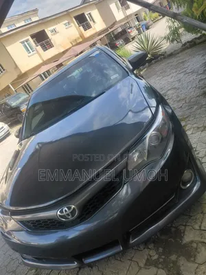 Toyota Camry SE 4dr Sedan (2.5L 4cyl 6A) 2013 Green