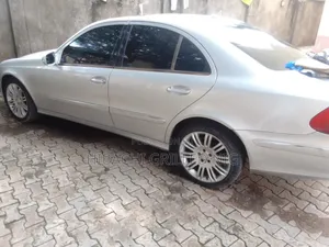 Mercedes-Benz E350 2007 Silver