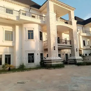 9bdrm Mansion in Maitama for rent