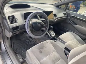 Honda Civic 2006 Gray
