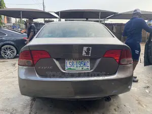 Honda Civic 2006 Gray