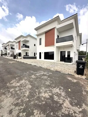 4bdrm Duplex in Gaduwa Abuja for sale